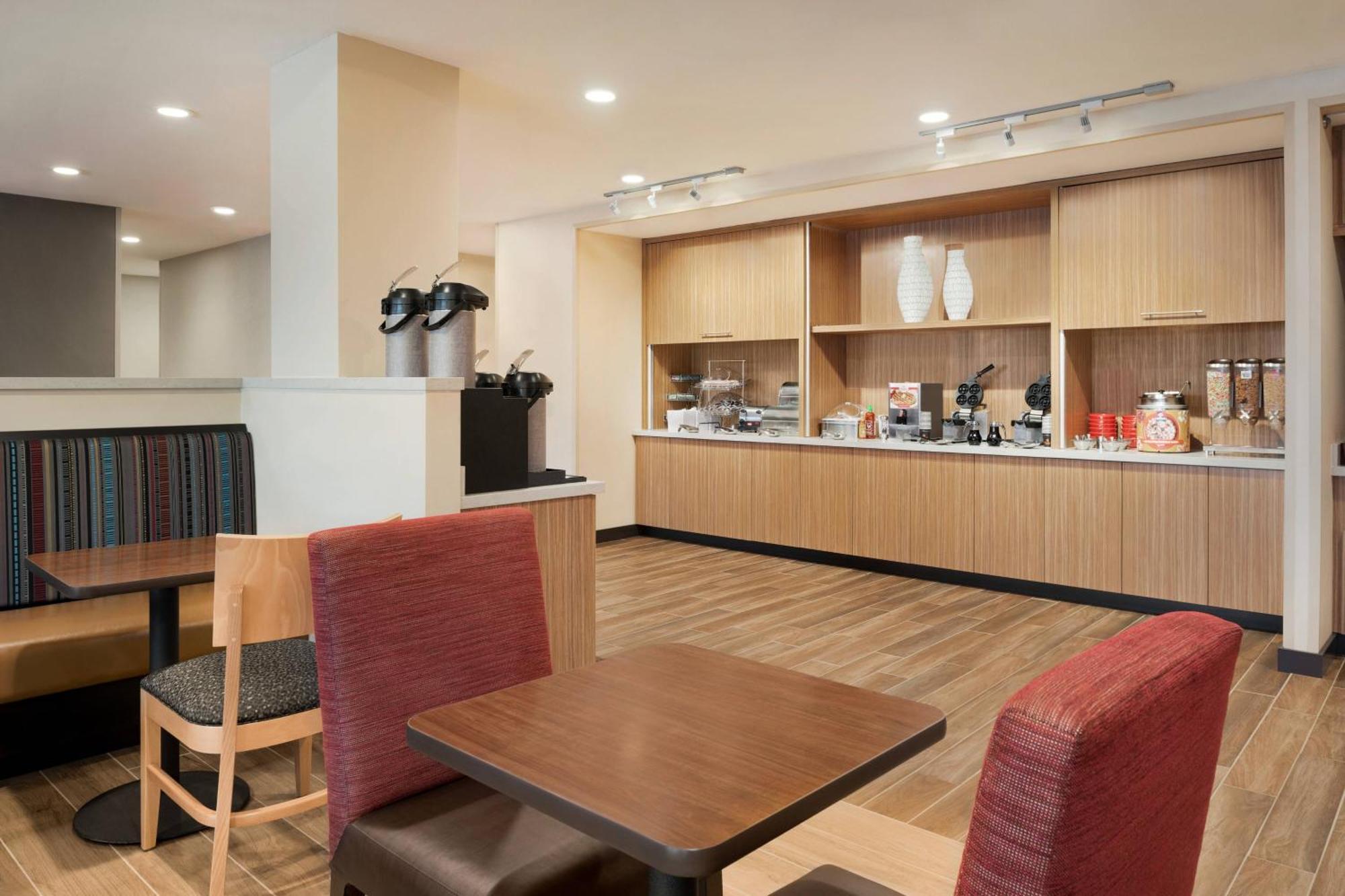 Towneplace Suites By Marriott Dubuque Downtown Eksteriør bilde