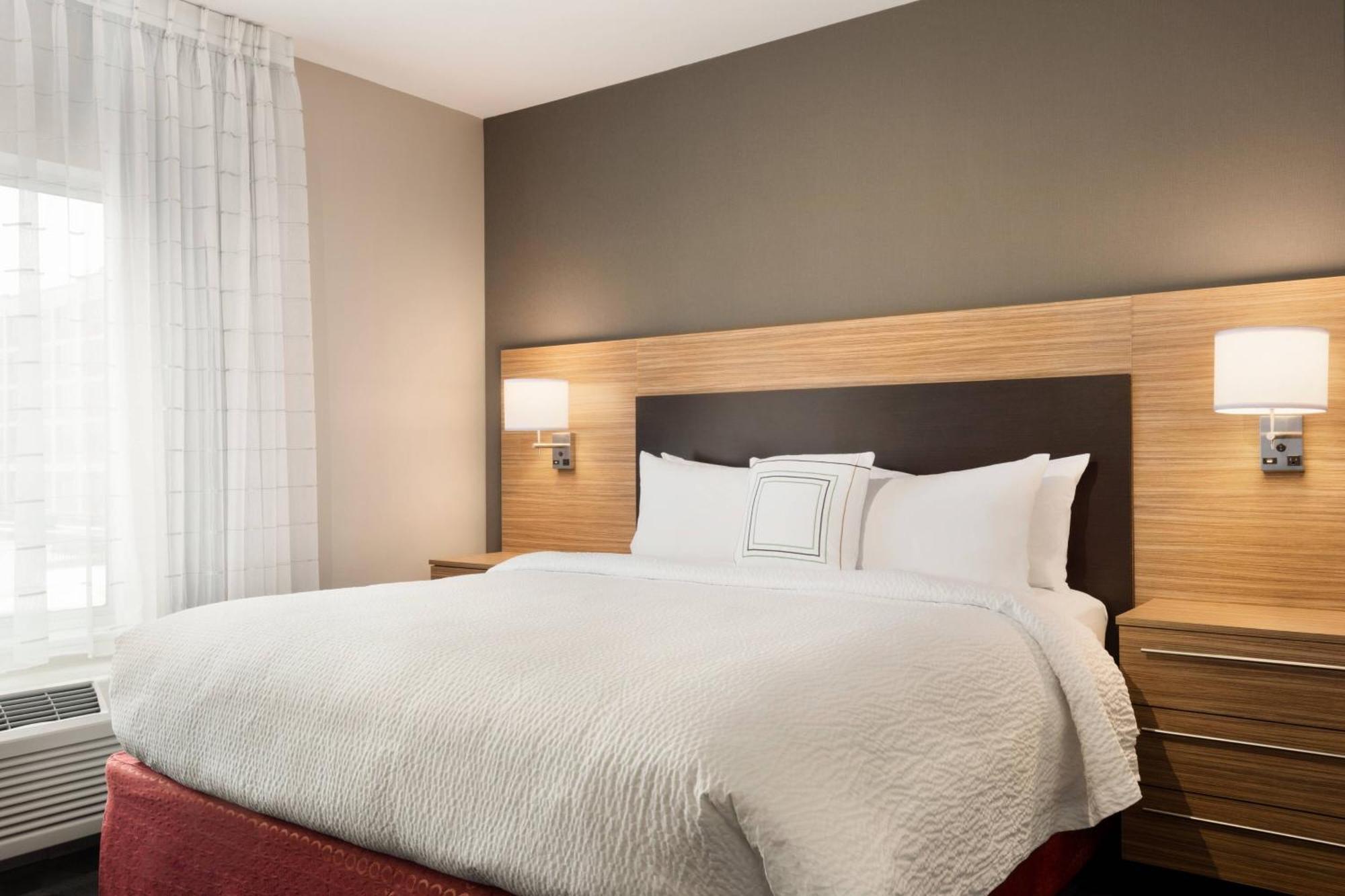 Towneplace Suites By Marriott Dubuque Downtown Eksteriør bilde