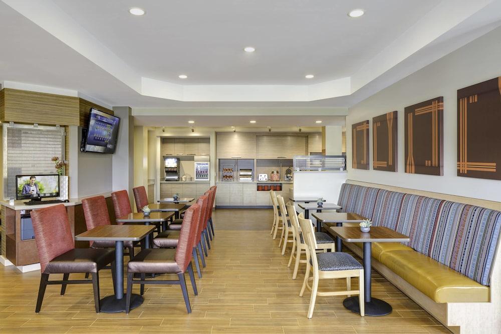 Towneplace Suites By Marriott Dubuque Downtown Eksteriør bilde